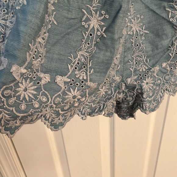 NEW American Eagle Blue White Denim Romper Embroidered Cold Shoulder Poly XS - Picture 8 of 13